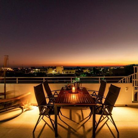 קלמאקי Ephantasy Living - Luxury Home With Roof Garden מראה חיצוני תמונה