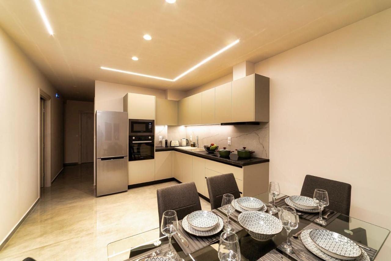 קלמאקי Ephantasy Living - Luxury Home With Roof Garden מראה חיצוני תמונה